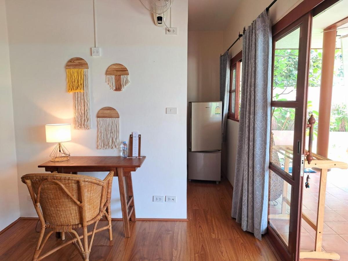 Hua Thanon  Laura Guest House-Adult Only- מראה חיצוני תמונה