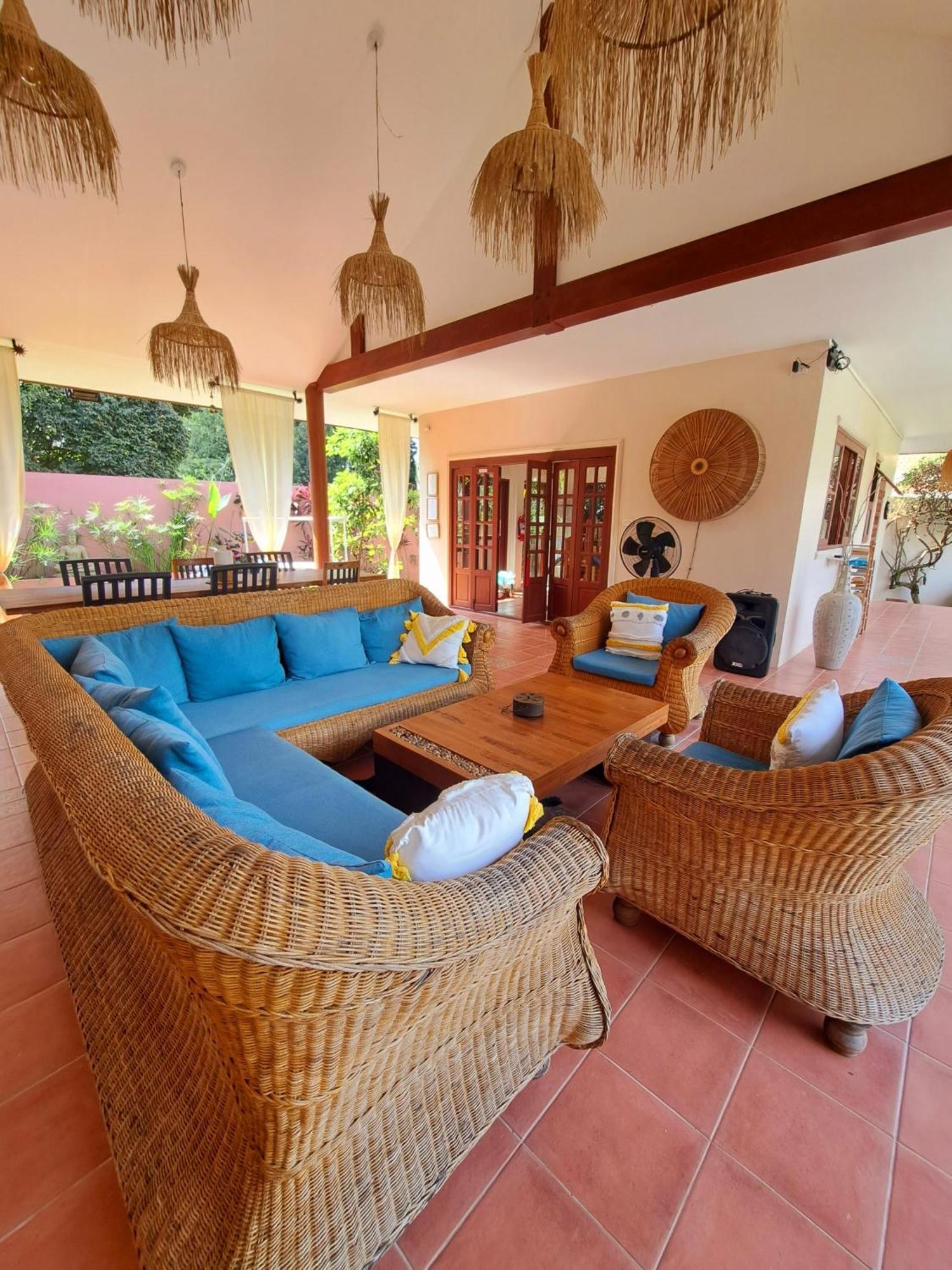 Hua Thanon  Laura Guest House-Adult Only- מראה חיצוני תמונה