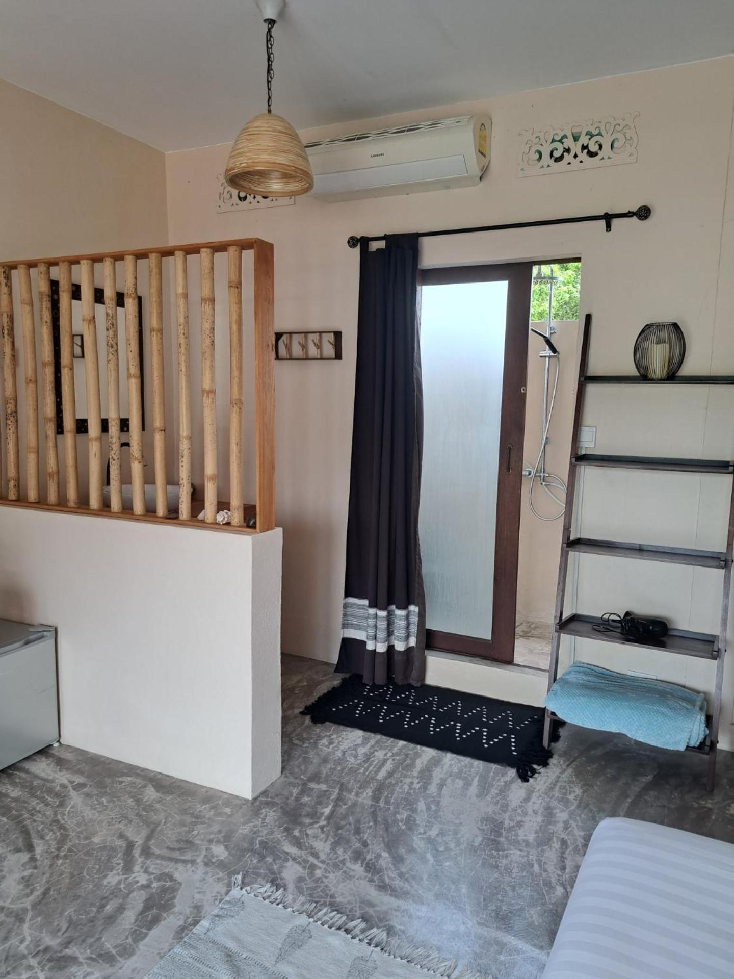 Hua Thanon  Laura Guest House-Adult Only- מראה חיצוני תמונה